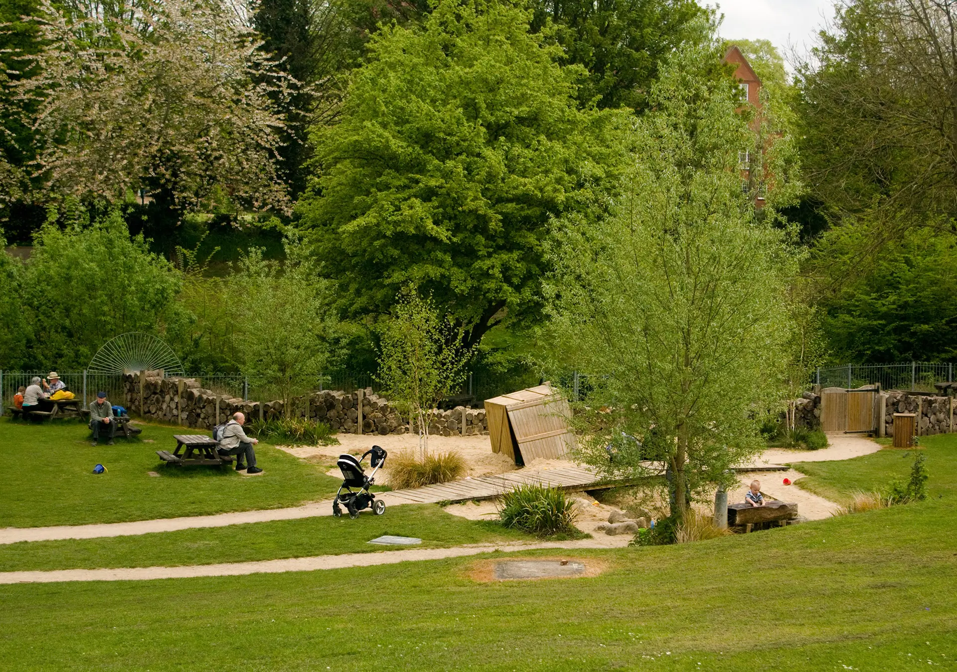 ABBEY GARDENS